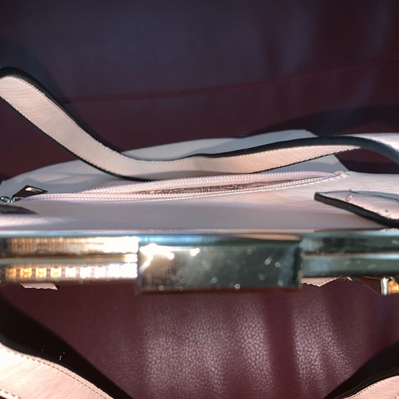 Soft Pink/Peach Handbag - Picture 7 of 8